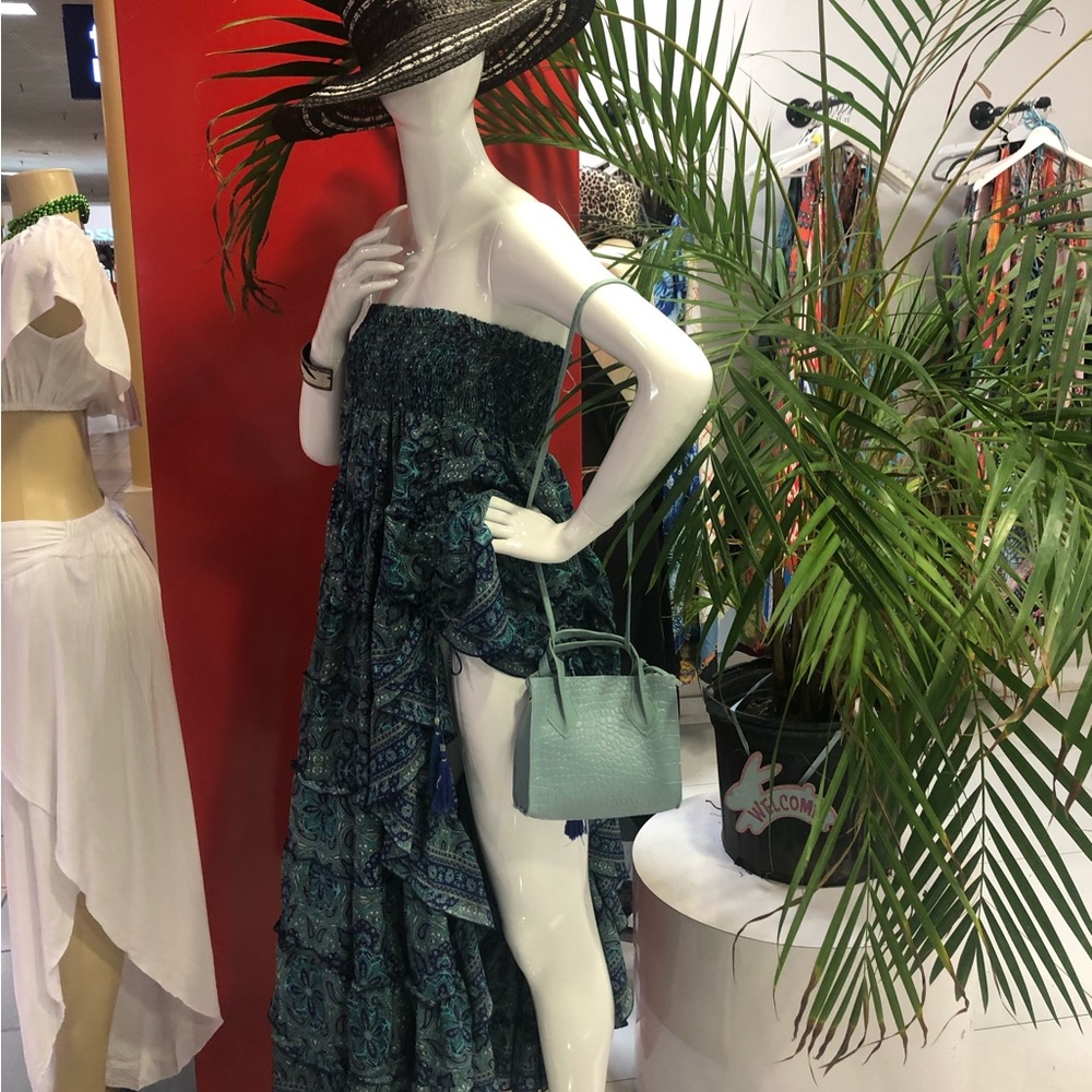 Crossbody bag for women, the fashion trend of women crocodile pattern handbags